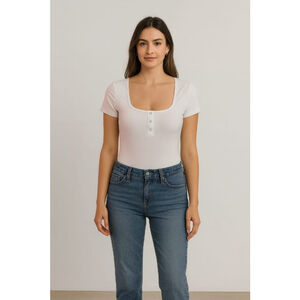 Women's Hollister White Short Sleeve Square Neck Bodysuit M